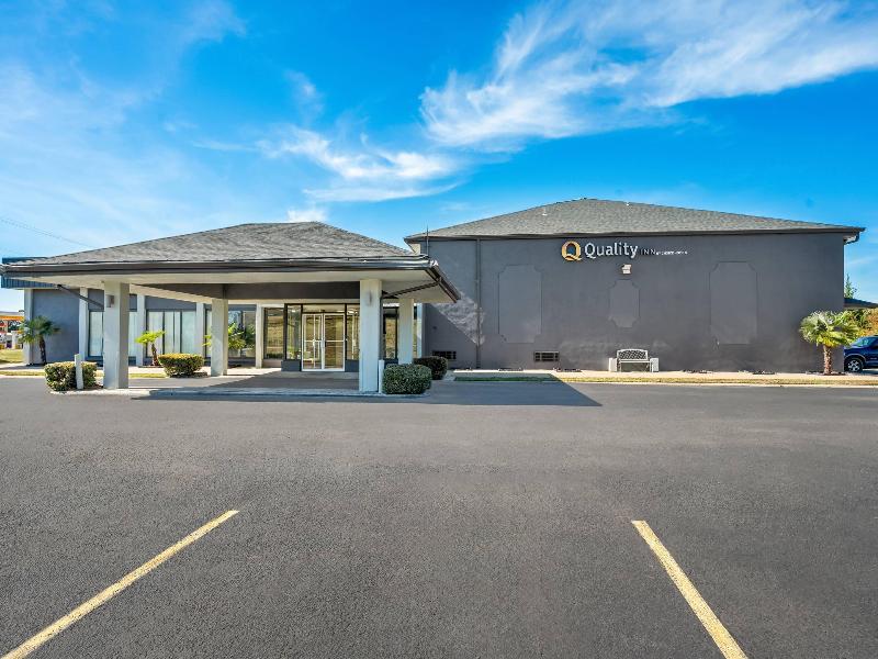 Quality Inn Little Rock South image