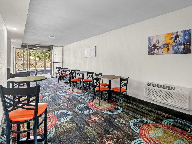 Quality Inn Little Rock South image