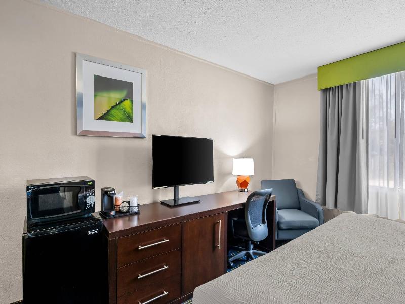 Quality Inn Little Rock South image