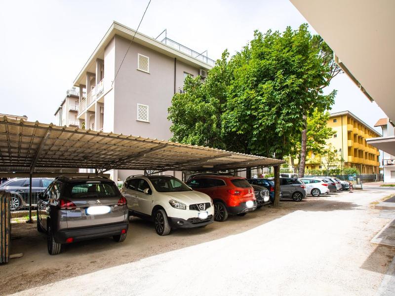 Stacchini — general view