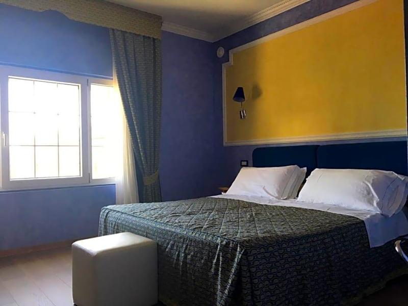 Grand Hotel image