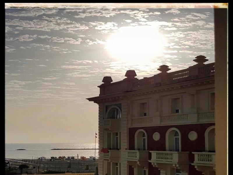 Grand Hotel image