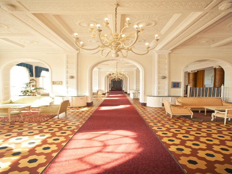 Grand Hotel image