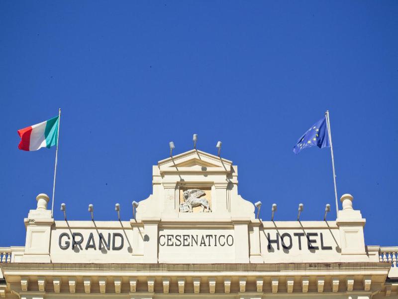 Grand Hotel image