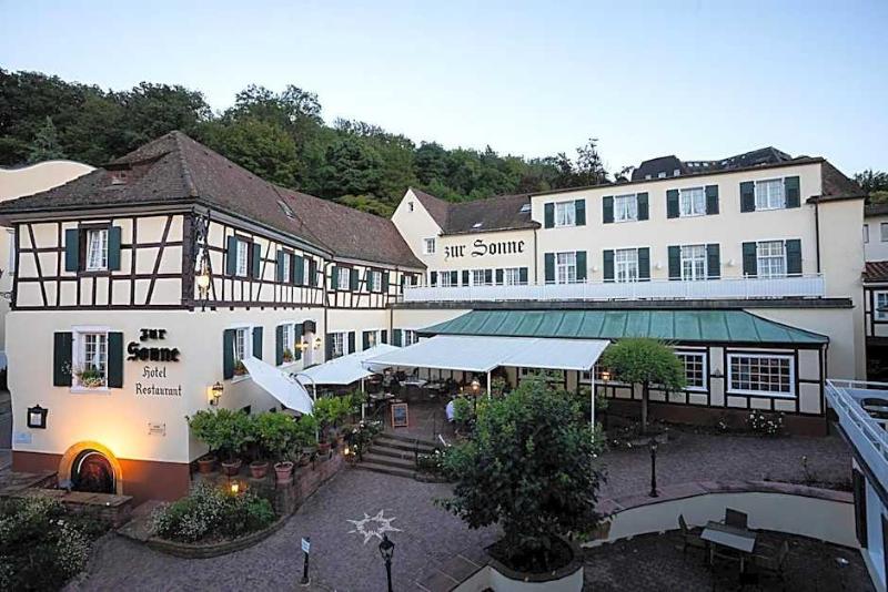 Romantikhotel Zur Sonne image