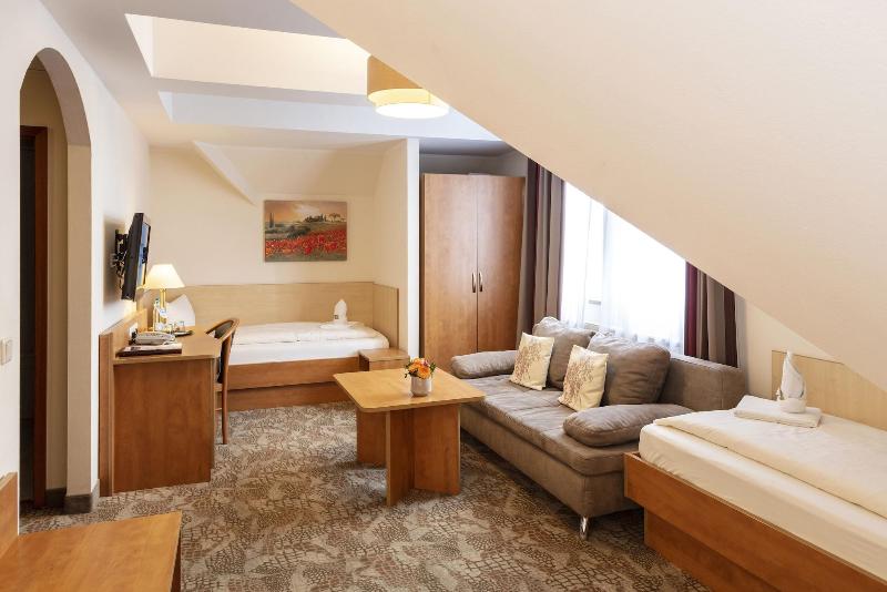 Hotel Maximilian image
