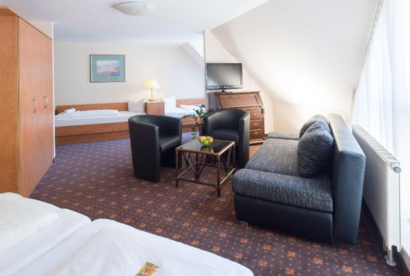 Hotel Maximilian image
