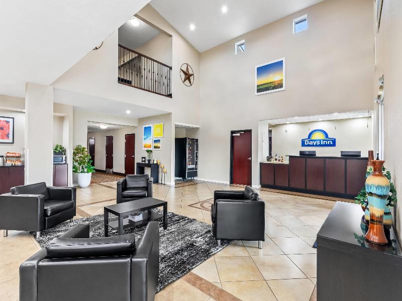 Days Inn By Wyndham Rockdale Texas image