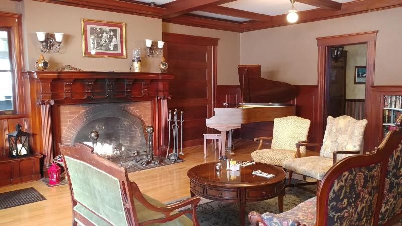 Hartness House image