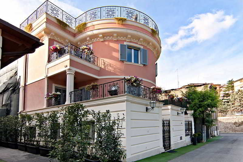 Aurelia Vatican Apartments