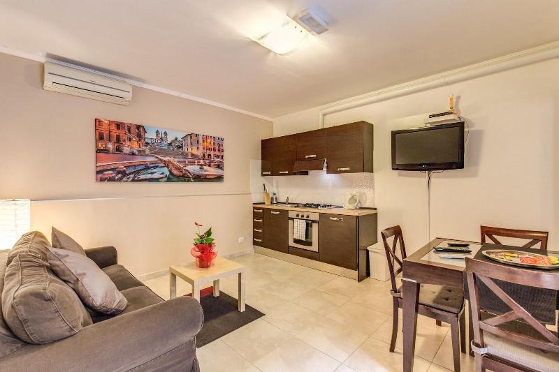 Aurelia Vatican Apartments image
