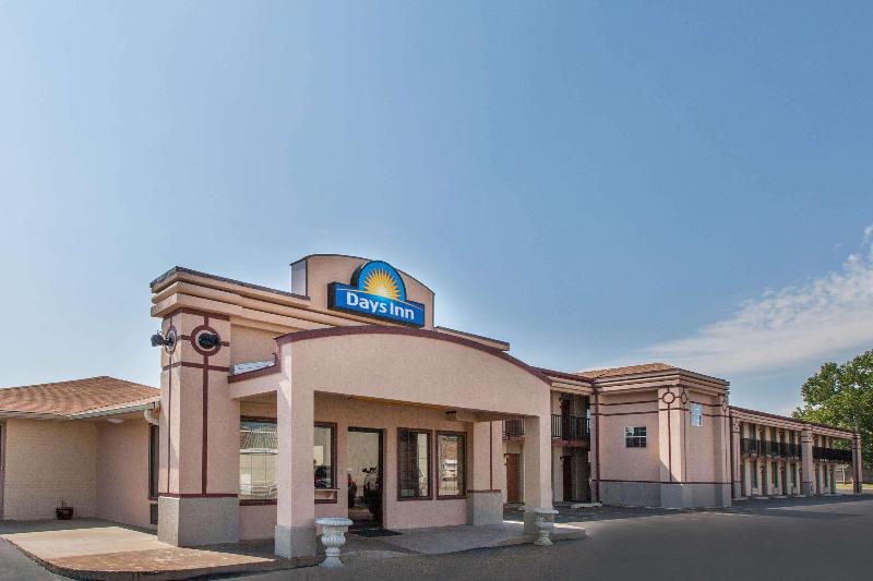 Days Inn By Wyndham El Reno image