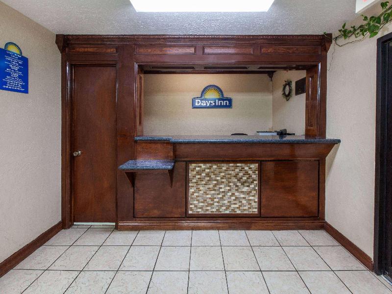 Days Inn By Wyndham El Reno image