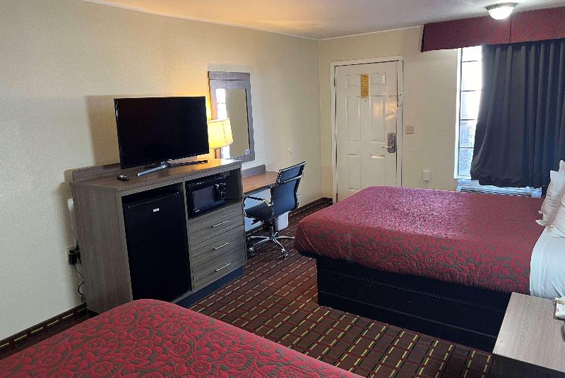 Days Inn By Wyndham El Reno image