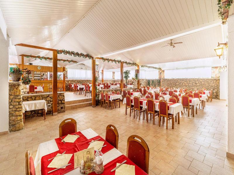 Omorika Hotel Punat image