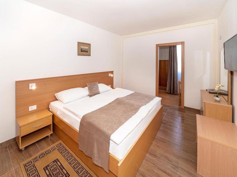 Omorika Hotel Punat image