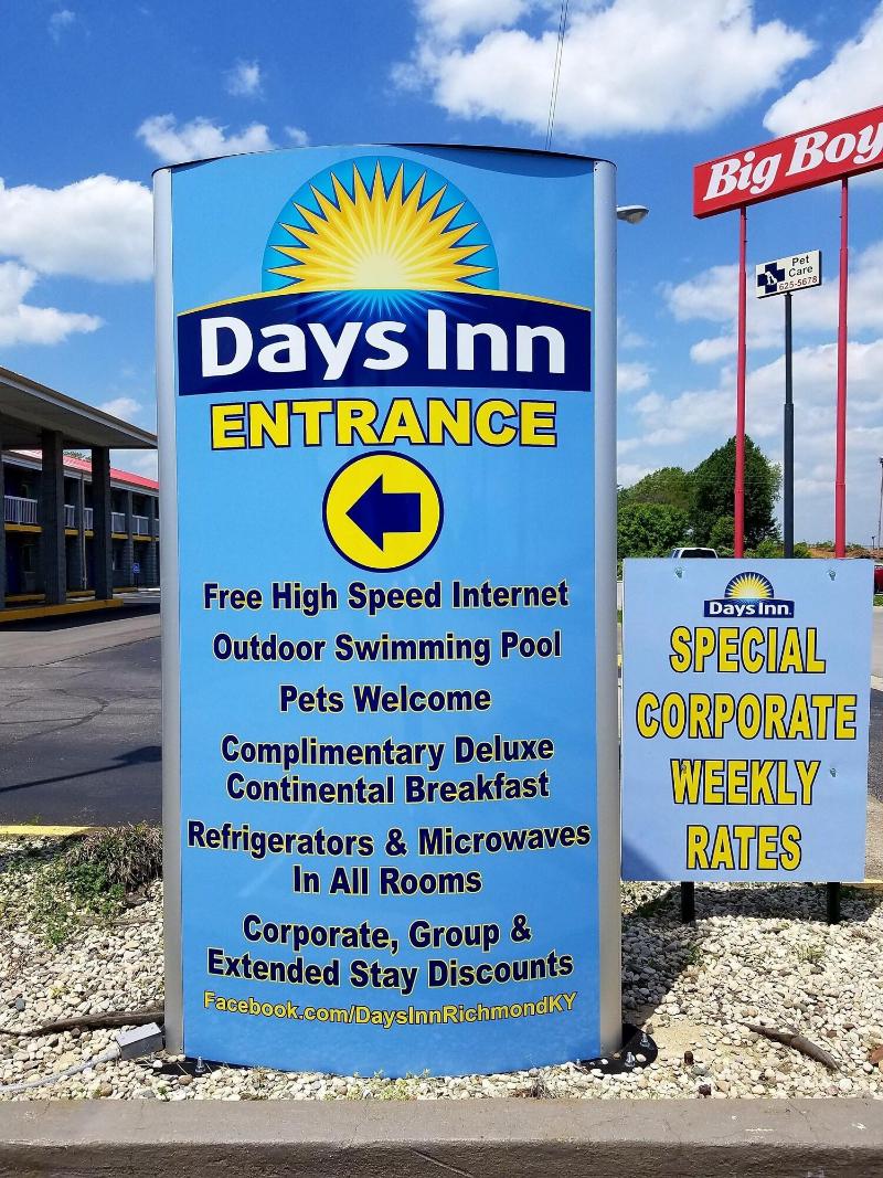 Days Inn by Wyndham Richmond image