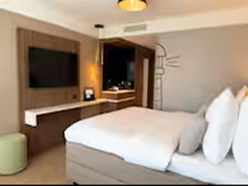 TRYP by Wyndham Badhotel The Hague Scheveningen image