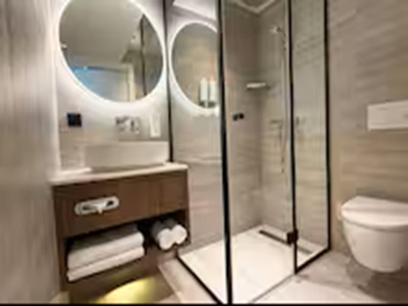 TRYP by Wyndham Badhotel The Hague Scheveningen image