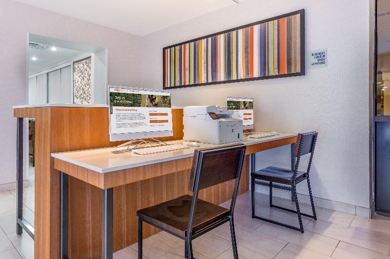 Holiday Inn Express Ramsey-Mahwah image