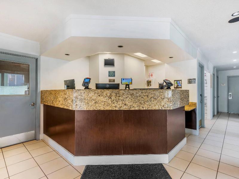 Mainstay Suites St. Louis - Galleria image