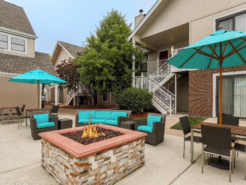 Mainstay Suites St. Louis - Galleria image