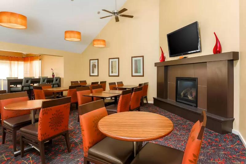 Mainstay Suites St. Louis - Galleria image