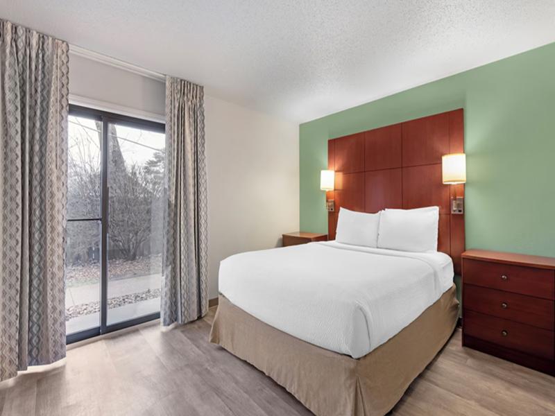 Bed room