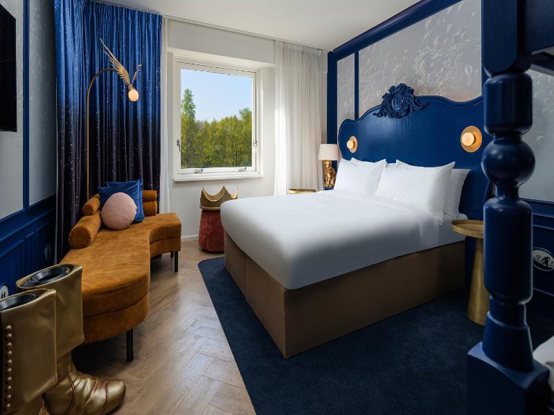 Efteling Hotel Wonder Entrance Tickets Included image