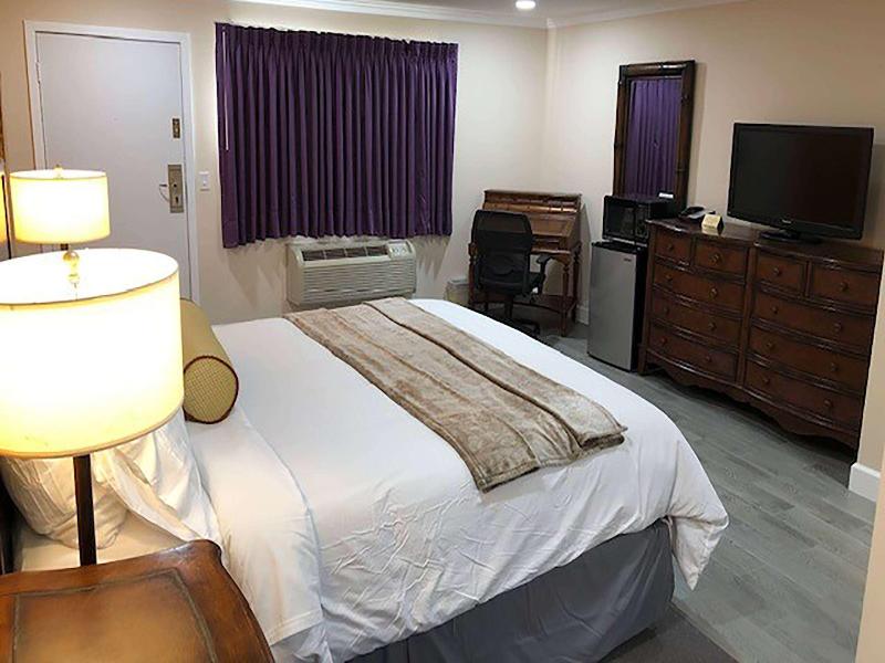 Howard Johnson By Wyndham Ridgecrest Ca — photo 4
