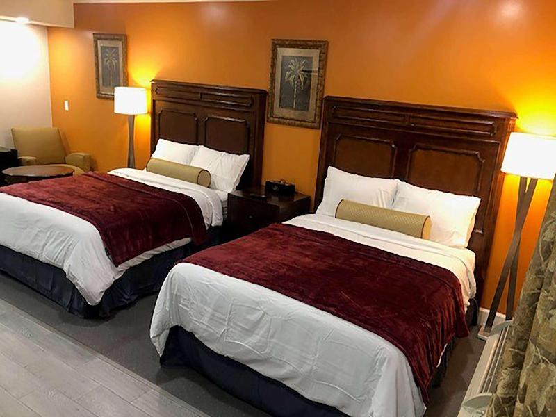 Howard Johnson By Wyndham Ridgecrest Ca image