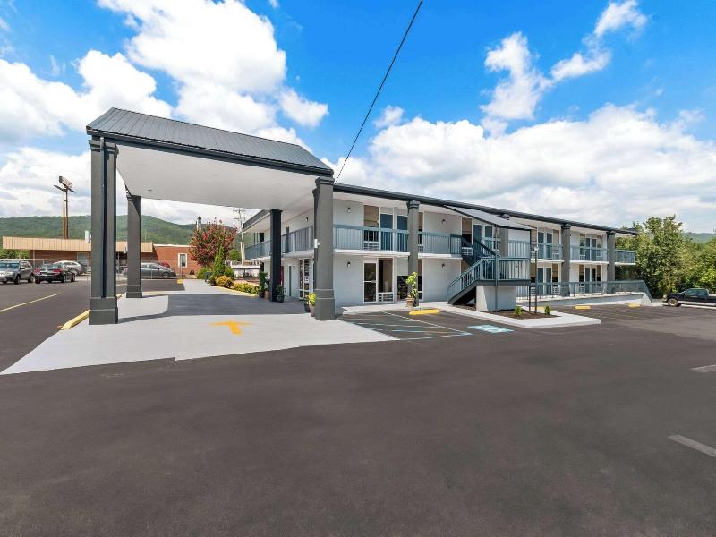 Americas Best Value Inn & Suites Dalton image