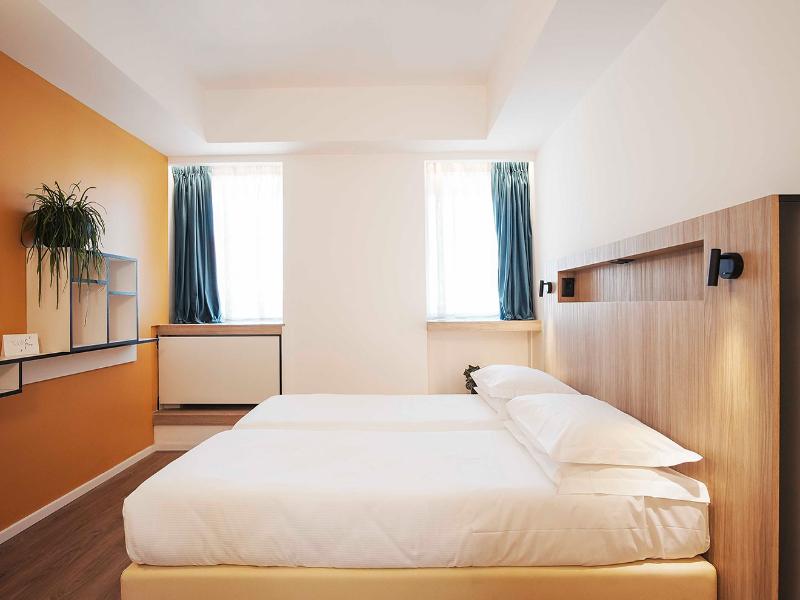 Aparthotel Colombo image
