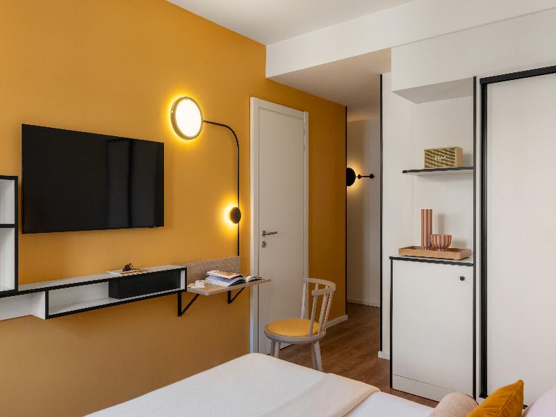 Aparthotel Colombo image