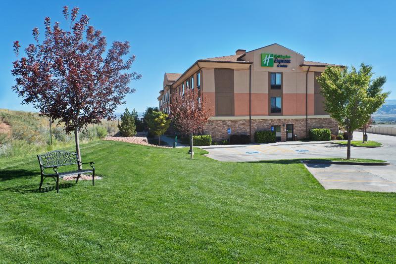 Holiday Inn Express Hotel & Suites Richfield image
