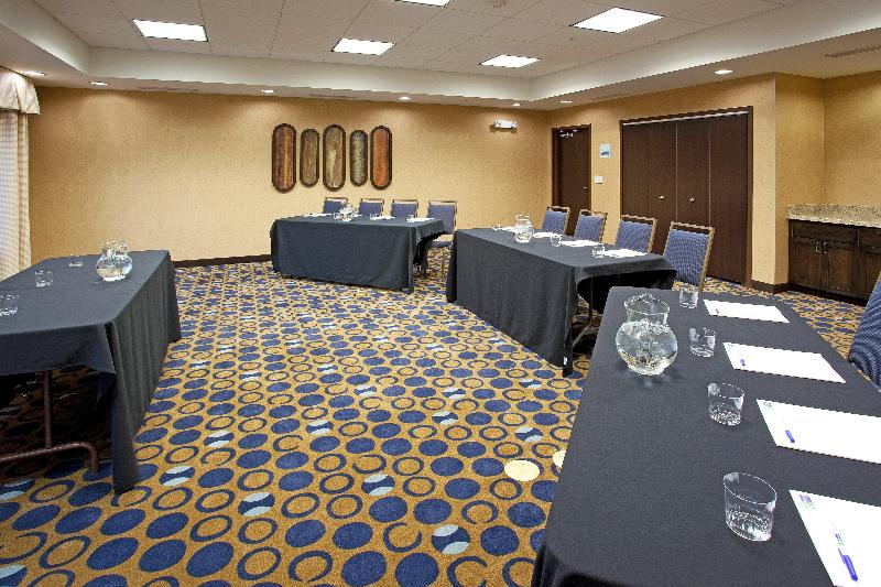Holiday Inn Express Hotel & Suites Richfield image