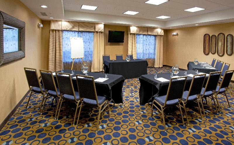 Holiday Inn Express Hotel & Suites Richfield image
