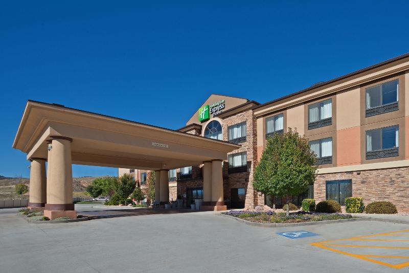 Holiday Inn Express Hotel & Suites Richfield image