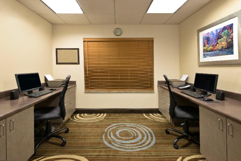 Holiday Inn Express Hotel & Suites Richfield image