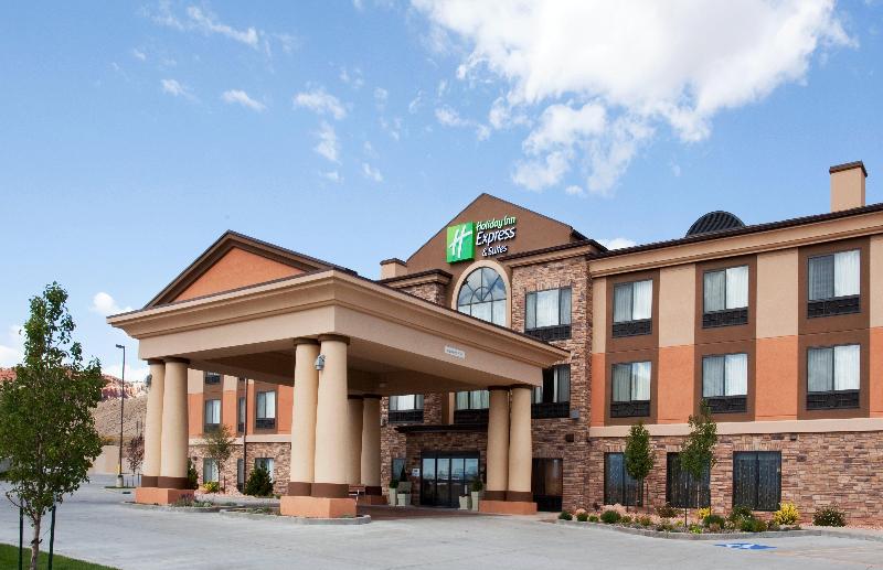 Holiday Inn Express Hotel & Suites Richfield image