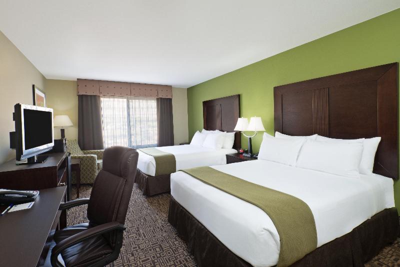 Holiday Inn Express Hotel & Suites Richfield image