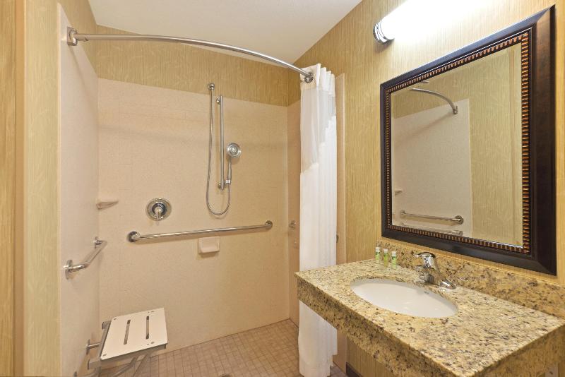 Holiday Inn Express Hotel & Suites Richfield image