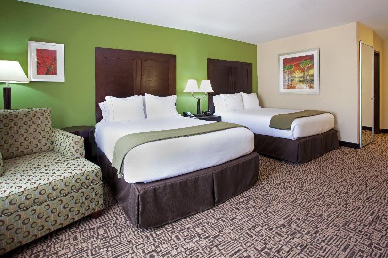 Holiday Inn Express Hotel & Suites Richfield image