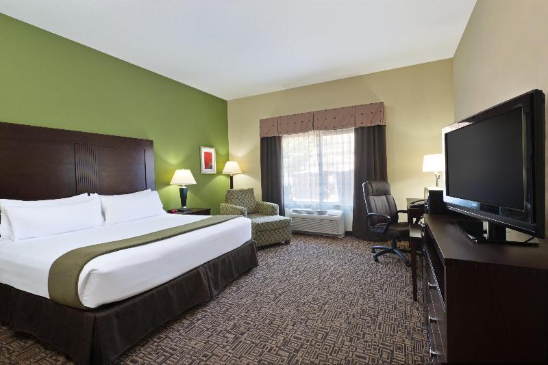 Holiday Inn Express Hotel & Suites Richfield image