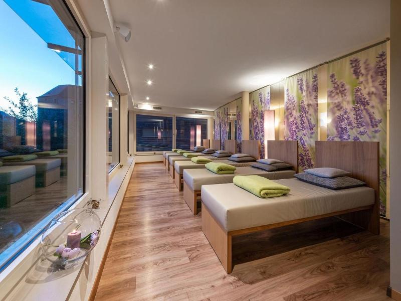Blumenhotel image