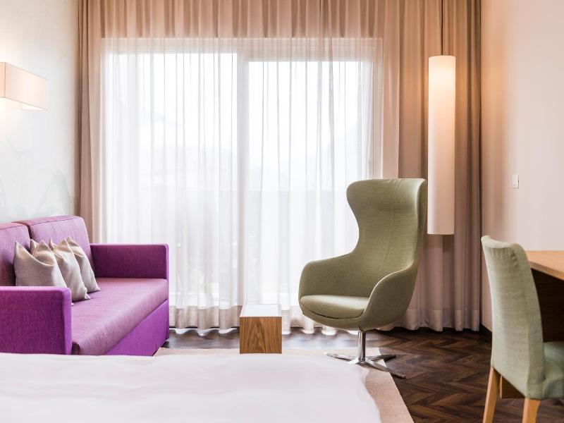 Blumenhotel image