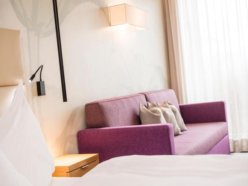 Blumenhotel image