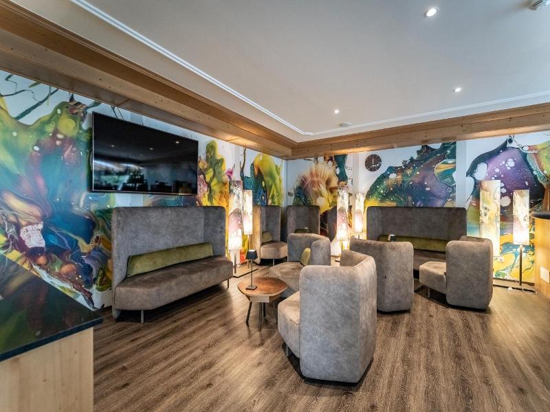 Blumenhotel image