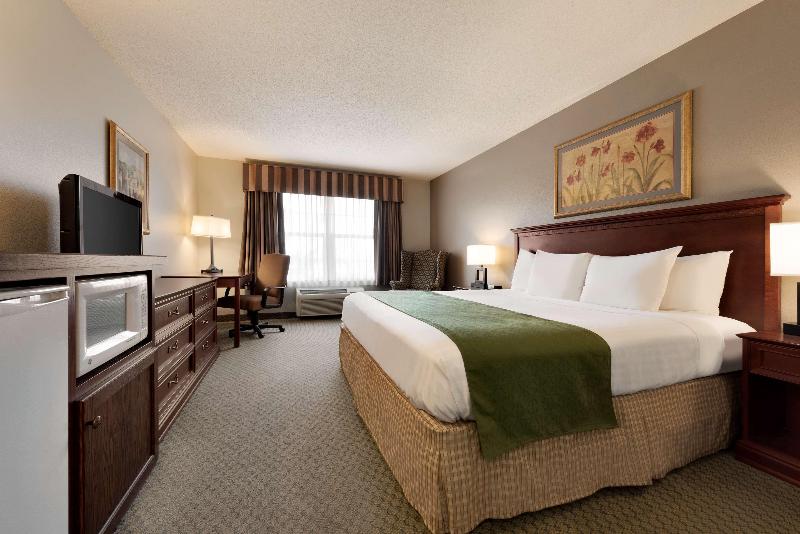 Country Inn & Suites By Radisson St. Cloud East Mn image