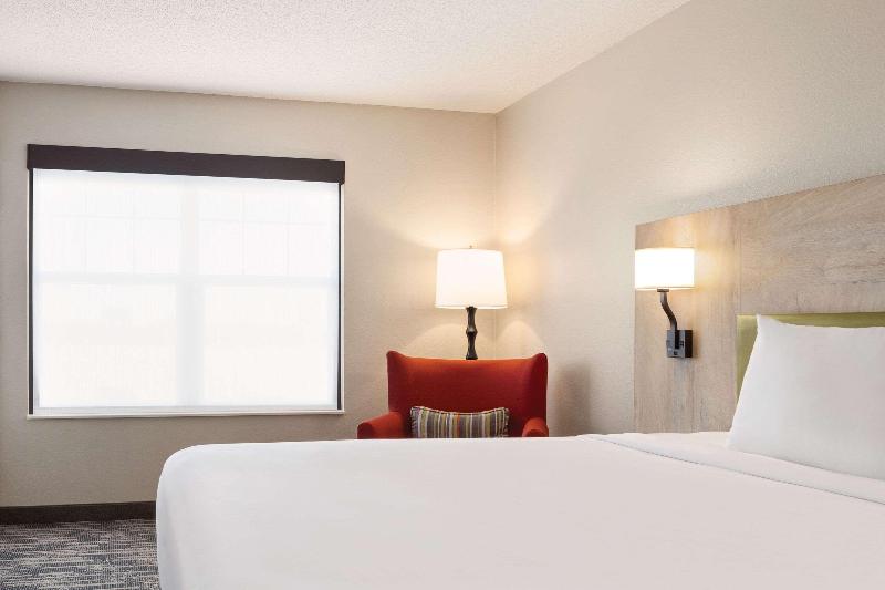 Country Inn & Suites By Radisson St. Cloud East Mn image